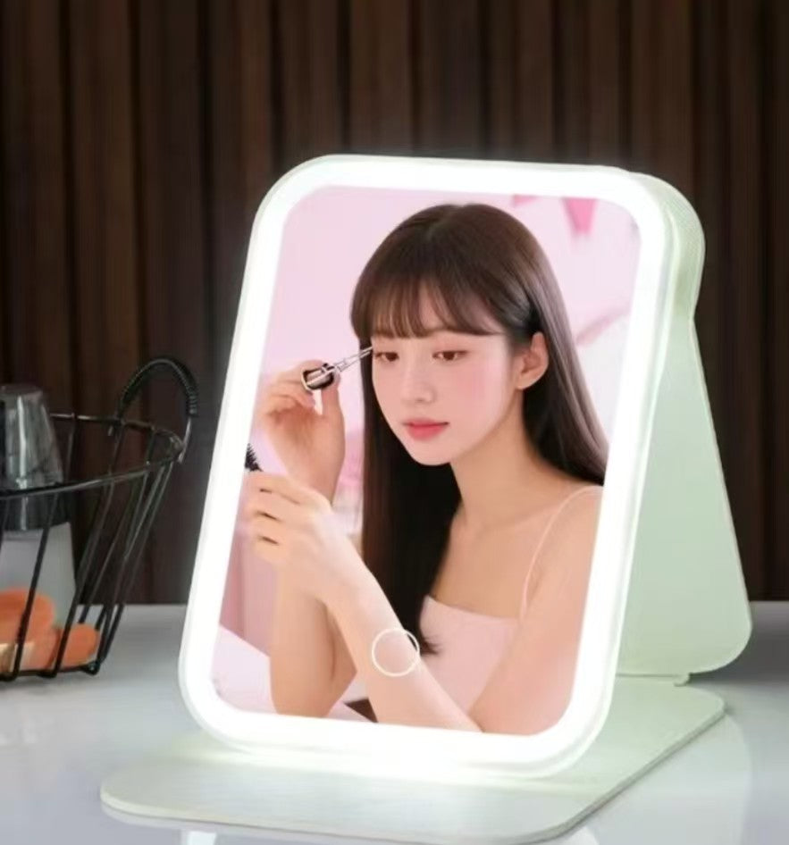LED smart makeup mirror -perfect Beauty lighting Anywhere